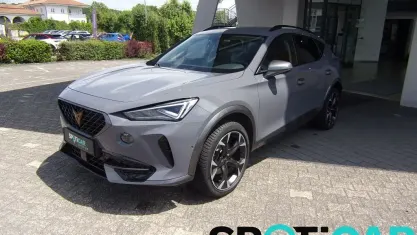 Gebraucht Cupra Formentor 150 PS (110 kW) 2023 Purple (graphene gray) SUV