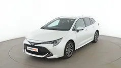 Weiß Gebraucht 2022 Toyota Corolla Team Kombi | 24.640 € (Guter Preis)