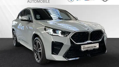 Brooklyn grau metallic Gebraucht 2024 BMW X2 Efficient Dynamics SUV | 41.748 € (Fairer Preis)