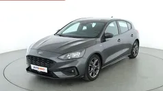 Schwarz Gebraucht 2019 Ford Focus ST-Line Limousine | 13.960 € (Fairer Preis)