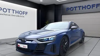 Blau Gebraucht 2023 Audi e-tron GT quattro Sport Limousine | 66.570 € (Fairer Preis)