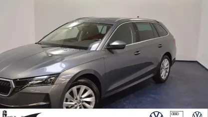 Neu Skoda Octavia Selection 150 PS (110 kW) 2025 Grau Kombi