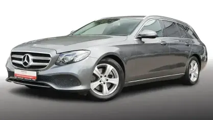 Gebraucht Mercedes E250 Avantgarde 211 PS (155 kW) 2017 Selenitgrau  metalliclack Limousine