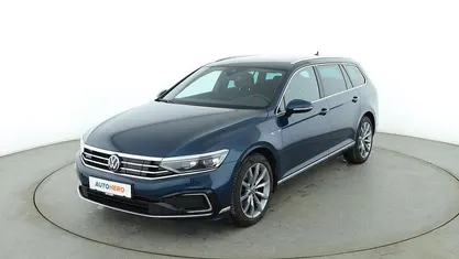 Gebraucht VW Passat GTE 218 PS (160 kW) 2021 Blau Kombi