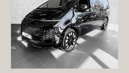 Neu Hyundai Staria Signature 224 PS (164 kW) 2025 Schwarz Van / Kleinbus