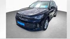 Deep black perleffekt Gebraucht 2024 VW Tiguan Elegance SUV | 38.980 € (Fairer Preis)