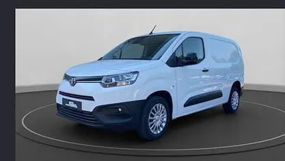 Weiß Gebraucht 2021 Toyota Proace City City Van / Kleinbus | 18.950 € (Etwas zu teuer)
