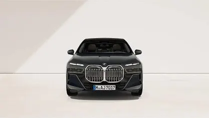 Gebraucht BMW 740 M Sport 299 PS (219 kW) 2026 Limousine