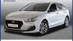 Silber Gebraucht 2018 Hyundai i30 Passion Kombi | 14.444 € (Guter Preis)