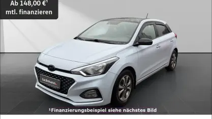 Gebraucht Hyundai i20 Advantage 101 PS (74 kW) 2020 Weiss Kleinwagen