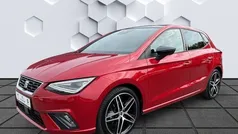 "desire" rot Gebraucht 2024 Seat Ibiza FR Limousine | 21.940 € (Fairer Preis)