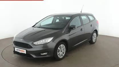 Grau Gebraucht 2018 Ford Focus Business Edition Kombi | 14.220 € (Fairer Preis)