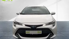 Schneeweiß Gebraucht 2021 Toyota Corolla Business Edition Kombi | 21.690 € (Fairer Preis)