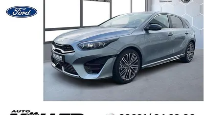 Neu Kia Ceed GT-Line 140 PS (102 kW) 2026 Silber Kleinwagen