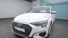Weiß Gebraucht 2022 Audi A3 e-tron Kleinwagen | 23.349 € (Fairer Preis)