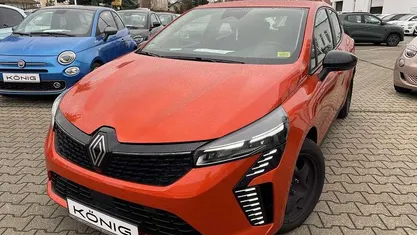 Gebraucht 2024 Renault Clio V Evolution Limousine | 16.999 € (Fairer Preis)