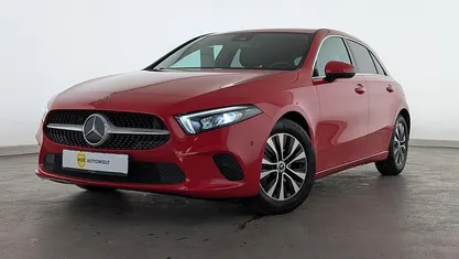 Begagnad Mercedes A180 Progressive 136 HK (100 kW) 2019 Röd Sedan