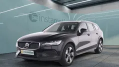 Schwarz Gebraucht 2023 Volvo V60 CC Plus Kombi | 39.900 € (Fairer Preis)