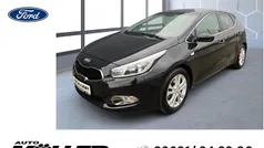 Gebraucht 2015 Kia Ceed FIFA World Cup Edition Limousine | 8.875 € (Guter Preis)
