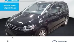 Schwarz Gebraucht 2024 VW Touran Comfortline Van / Kleinbus | 28.940 € (Superpreis)