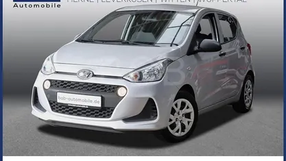 Silber Gebraucht 2019 Hyundai i10 Classic Kleinwagen | 8.970 € (Guter Preis)
