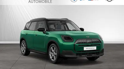 British racing green iv metallic Gebraucht 2024 Mini Countryman SUV | 36.945 € (Guter Preis)