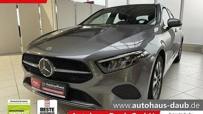 Gebraucht Mercedes A180 Progressive 150 PS (110 kW) 2023 Mountaingrau  met. Limousine