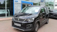 Noir perla nera (schwarz) Gebraucht 2022 Peugeot Rifter Allure Van / Kleinbus | 21.750 € (Fairer Preis)