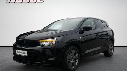 Gebraucht Opel Grandland X 131 PS (96 kW) 2023 Schwarz SUV