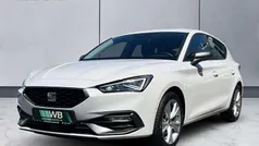 Weiß Gebraucht 2023 Seat Leon FR Limousine | 22.490 € (Fairer Preis)