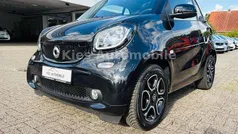 Schwarz Gebraucht 2017 Smart ForTwo Coupé Prime Kleinwagen | 13.970 € (Fairer Preis)