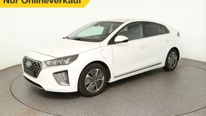 Gebraucht Hyundai Ioniq Style 141 PS (103 kW) 2022 Weiß Kleinwagen