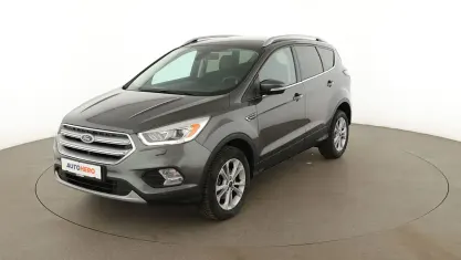 Gebraucht Ford Kuga Titanium 150 PS (110 kW) 2017 Grau SUV