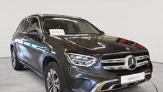Graphitgrau metallic Gebraucht 2022 Mercedes GLC220 SUV | 27.489 € (Superpreis)