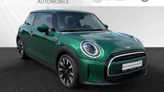 British racing green iv metallic Gebraucht 2021 Mini ONE Classic Kleinwagen | 19.970 € (Fairer Preis)
