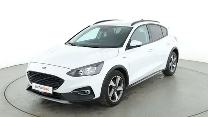 Gebraucht Ford Focus Active 150 PS (110 kW) 2021 Weiß Limousine