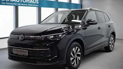Gebraucht VW Tiguan Life 204 PS (150 kW) 2025 Schwarz SUV