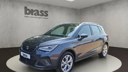 Magnetic grau metallic Gebraucht 2023 Seat Arona FR SUV | 19.950 € (Fairer Preis)