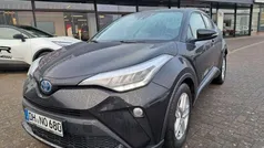 Mysticschwarz mica (metallic) Gebraucht 2023 Toyota C-HR Business Edition SUV | 25.390 € (Fairer Preis)