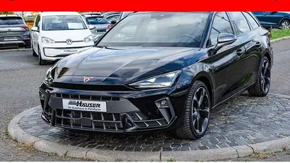 Schwarz Gebraucht 2025 Cupra Leon Kombi | 33.475 € (Fairer Preis)