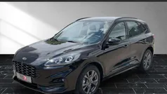 Obsidianschwarz Gebraucht 2023 Ford Kuga ST-Line SUV | 30.400 € (Fairer Preis)
