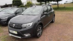 Gris comete Gebraucht 2020 Dacia Sandero Prestige Kleinwagen | 11.990 € (Fairer Preis)