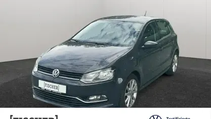 Gebraucht VW Polo Highline 90 PS (66 kW) 2017 Uranograu