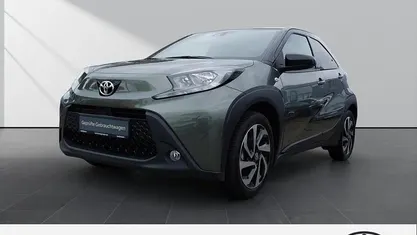 Gebraucht 2023 Toyota Aygo X Pulse SUV | 15.890 € (Fairer Preis)