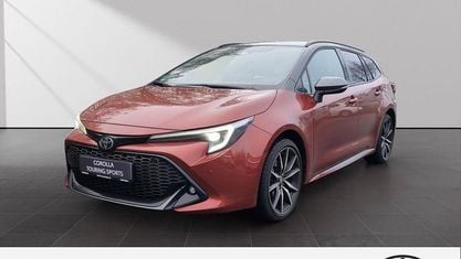 Używany Toyota Corolla Sport 179 KM (131 kW) 2025 Pomarańczowy Kombi
