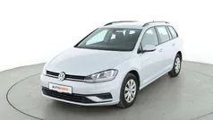Weiß Gebraucht 2017 VW Golf VII Trendline Kombi | 12.880 € (Fairer Preis)