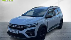 Arktisweiß (weiß) Gebraucht 2025 Dacia Jogger Extreme Van / Kleinbus | 22.480 € (Fairer Preis)