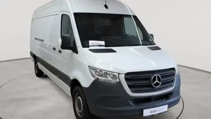 Gebraucht Mercedes Sprinter 170 PS (125 kW) 2024 Arktisweiß Van