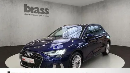 Navarrablau metallic Gebraucht 2024 Audi A3 Advanced Plus Limousine | 31.150 € (Guter Preis)