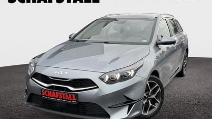 Gebraucht Kia Ceed Sportswagon Spirit 160 PS (117 kW) 2022 Lunarsilber Kombi